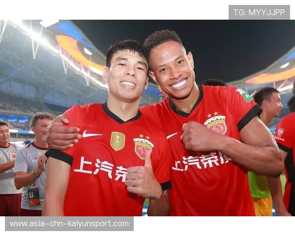 切尔西海港双双力挺奥斯卡：绿茵场上的真挚情谊与未来希望