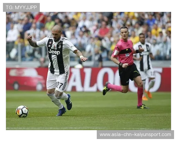 尤文图斯拟引进硬朗后腰，老妇人欲重塑防守基线