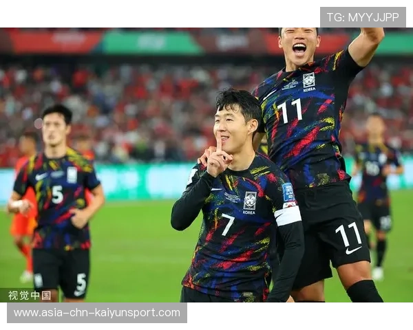 国足球员赛后接受采访表达信心，国足赛后采访视频